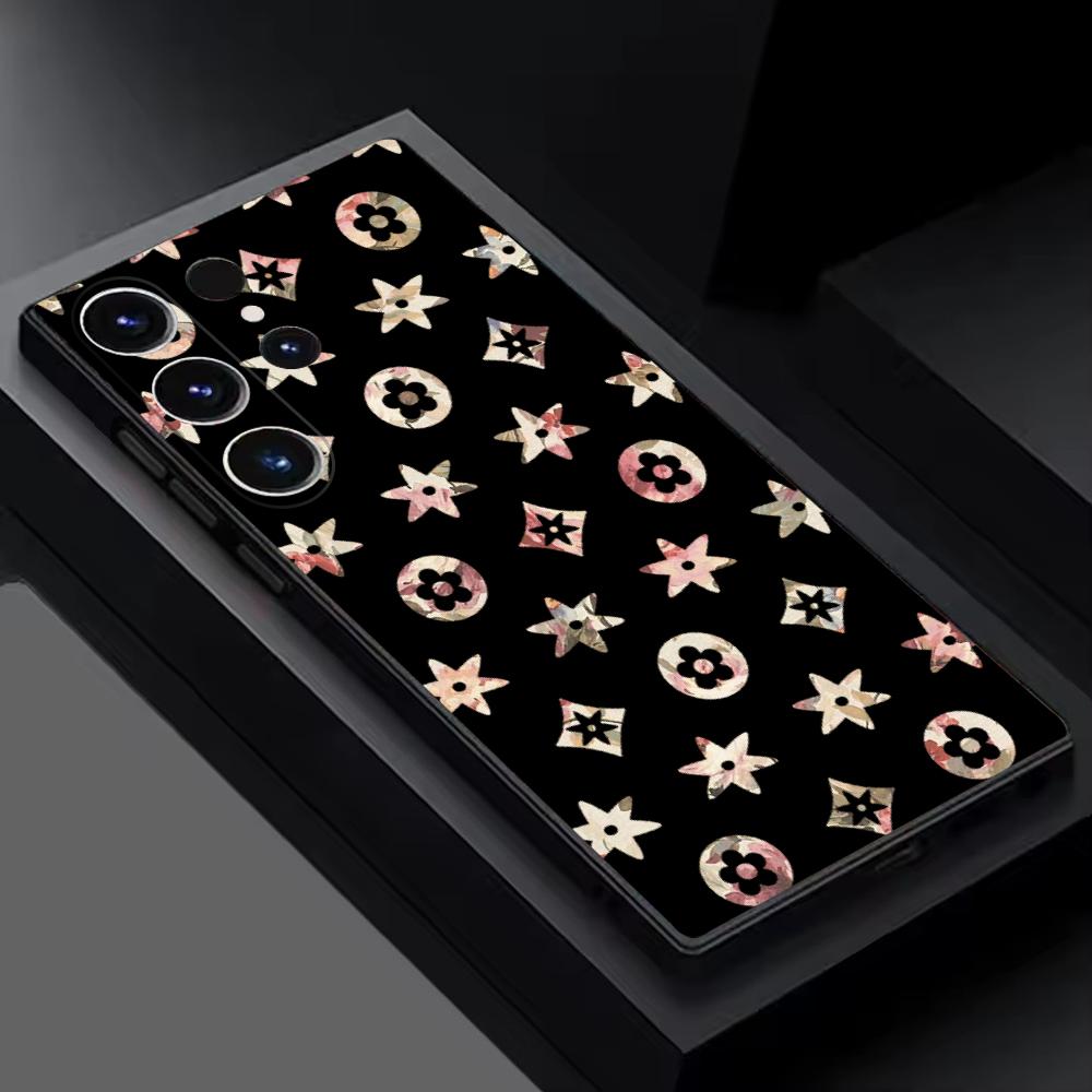 Luxury logo design with repeat - Phone Cases Luxury recension och pris