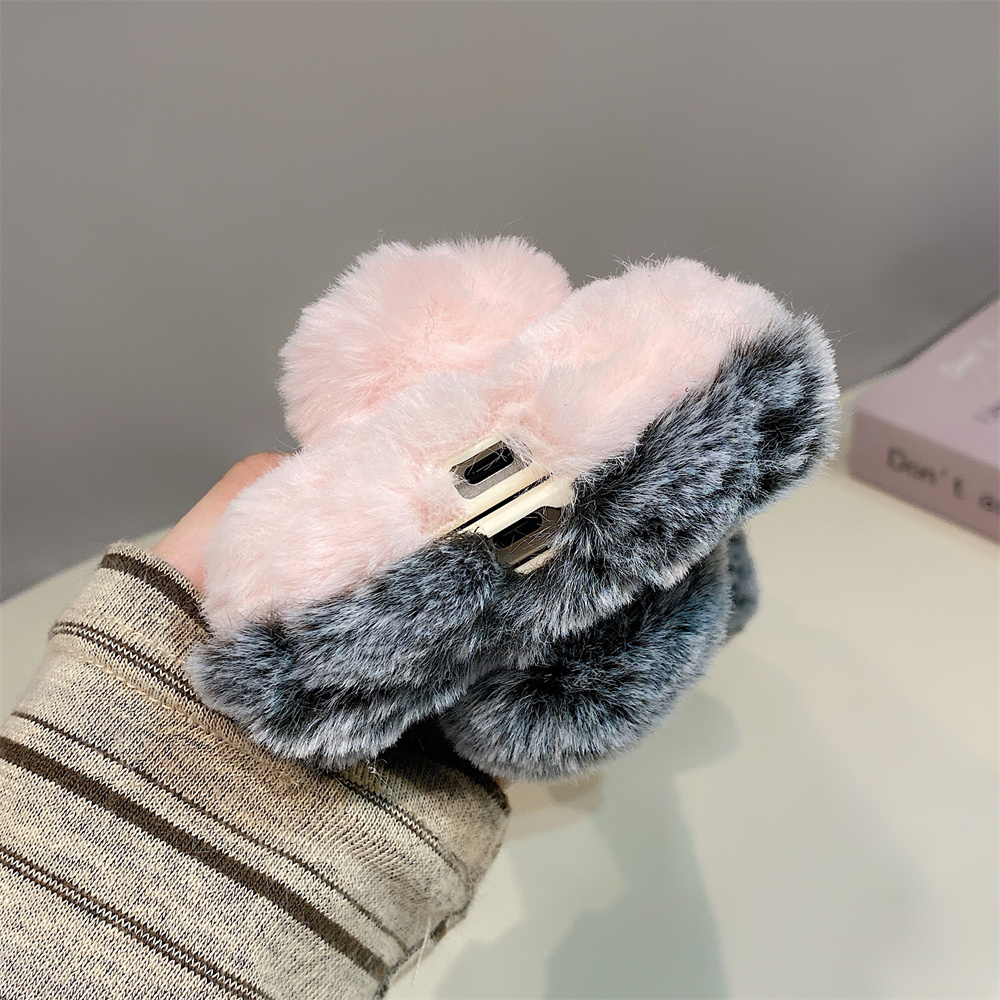 Cute Rabbit Ears Fluffy Stand  - Phone Cases For Samsung recension och pris