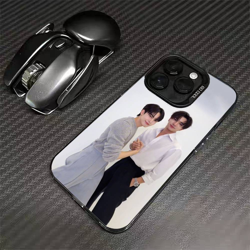 D-Devil K-Kiss Perth x Santa C - Phone Cases Perth recension och pris