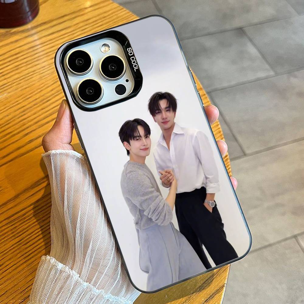 D-Devil K-Kiss Perth x Santa C - Phone Cases Perth recension och pris